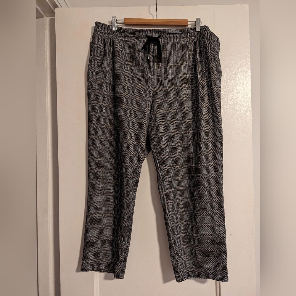 Women's A New Day Black and Gray Patterned Ankle Dress Pants Comfy XXL